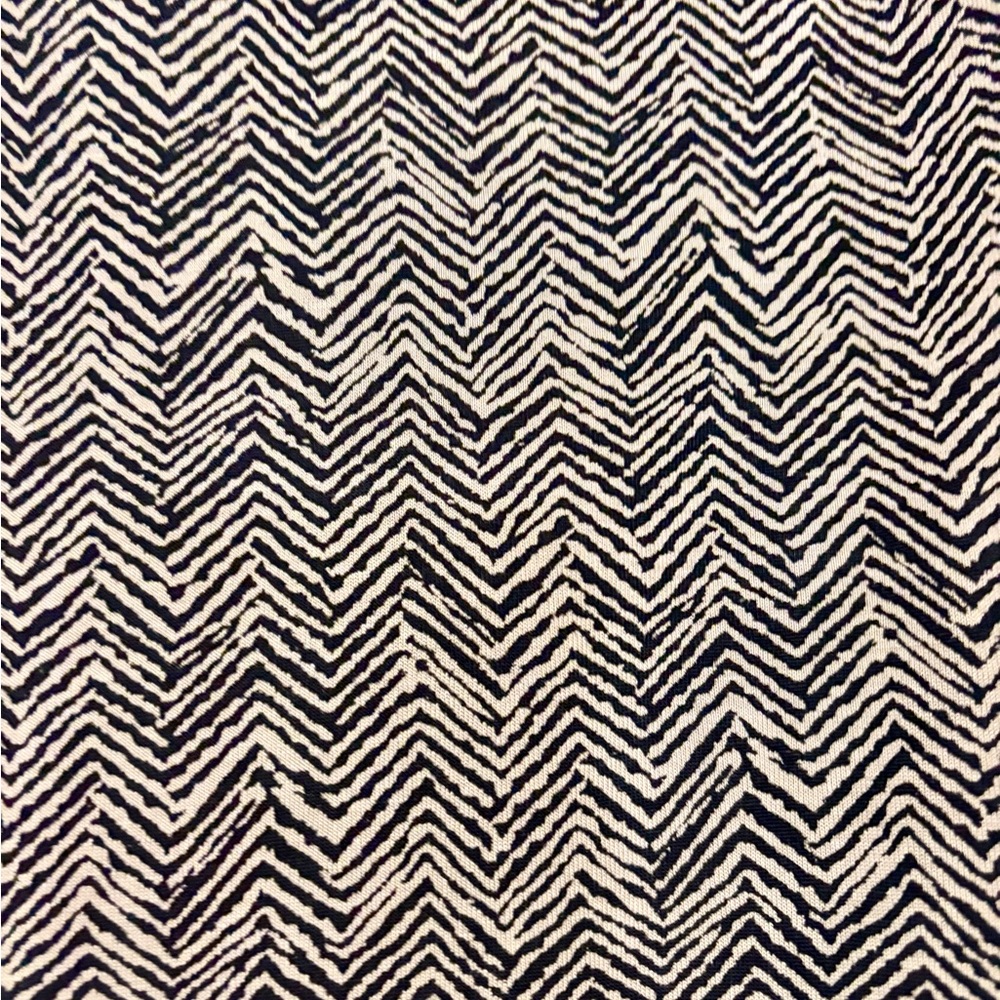 Chaps Sleeveless Chevron Top - Picture 5 of 5